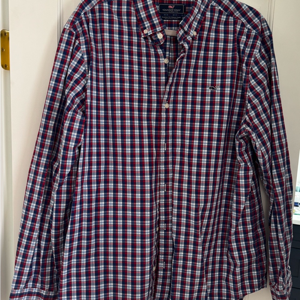 Men’s cotton Vineyard Vines button down, size XL